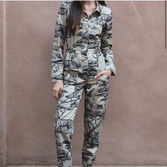 NWOT - Las Surenas Safari Jumpsuit - Size Large - Picture 2 of 5